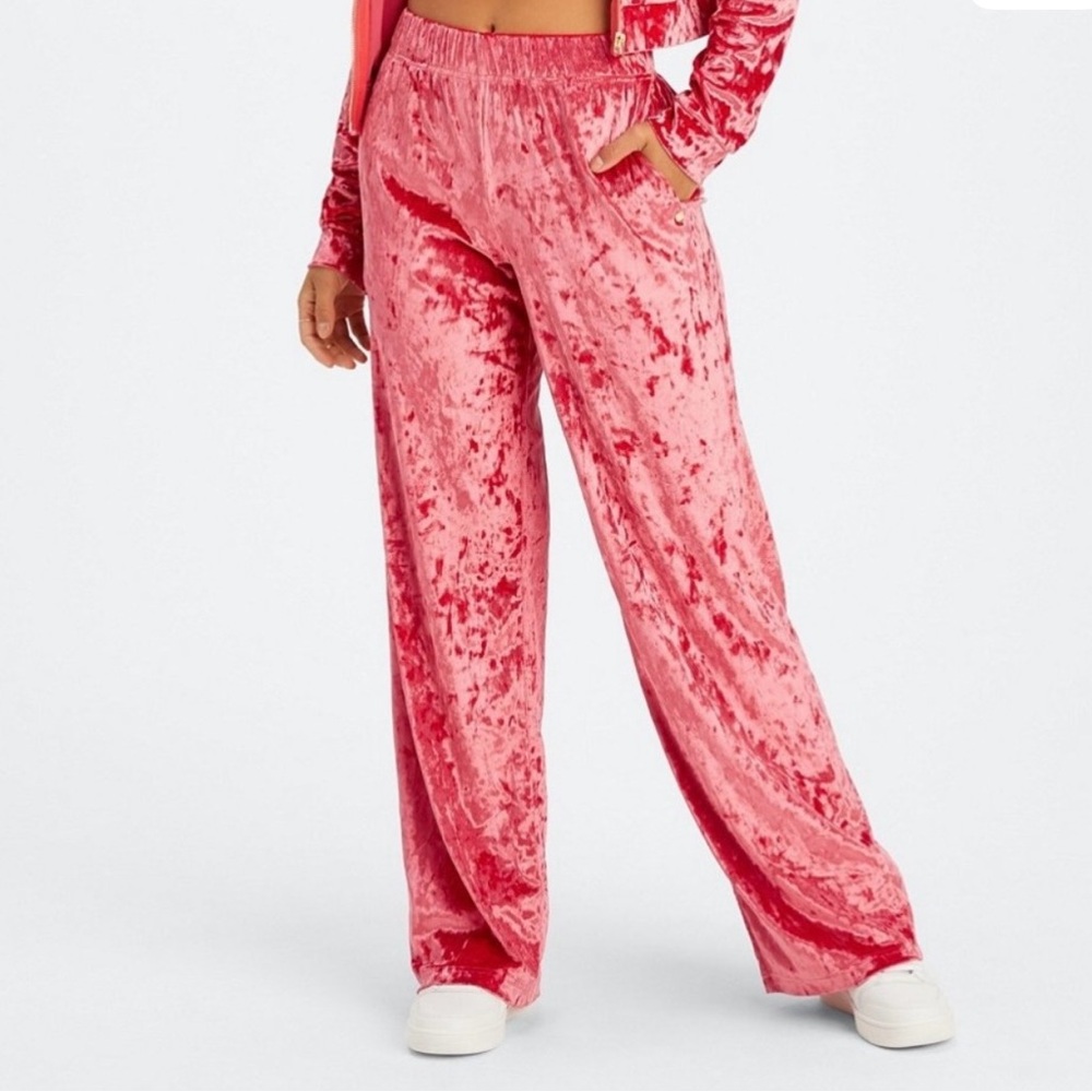 🌺Fabletics Crushed Velour Wide Leg Pant